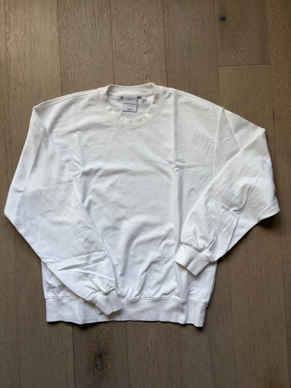 GUC aritzia sweatfleece boyfriend fit terry fleece white size M